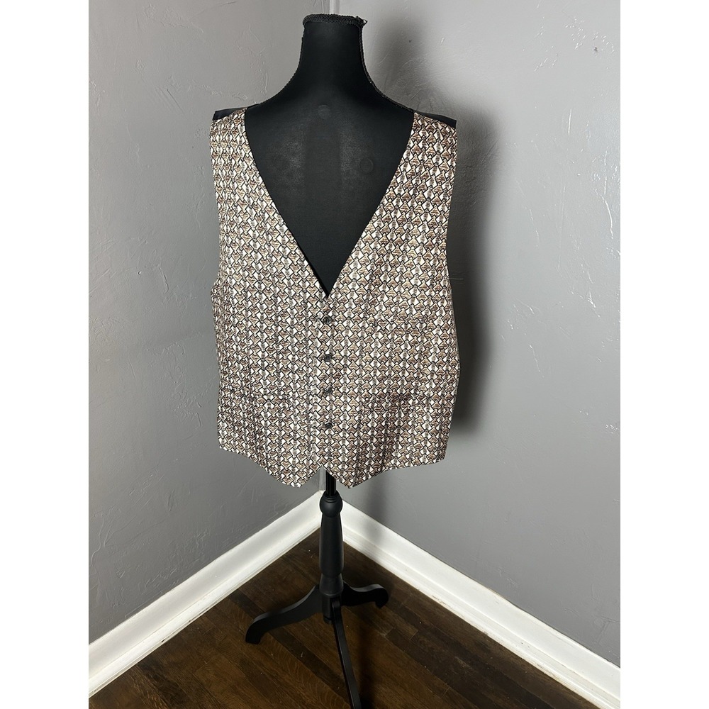 Vintage Men's Bruno 100% Silk Vest‎ Size XL made In Italy Suiting